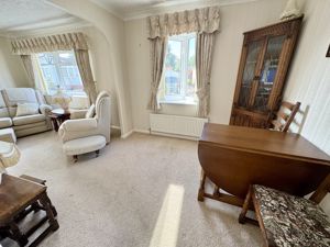 Open Plan Lounge Dining Room- click for photo gallery